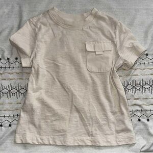 Old Navy Cream T-shirt
